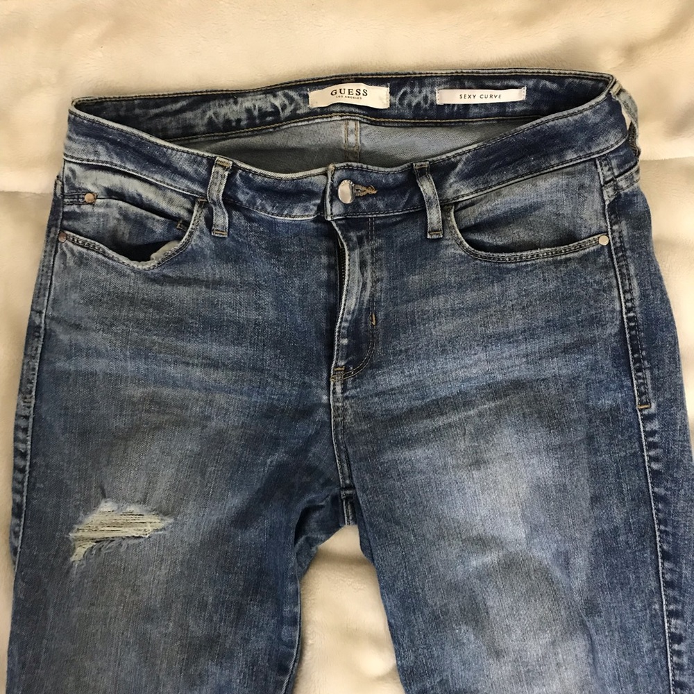 Guess Jeans size 30 NWOT